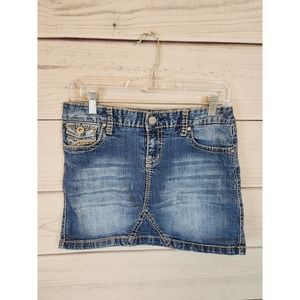 Maurices Women's Blue Cotton Solid  Denim Five Pockets Mini Jeans Skirt Size 3/4